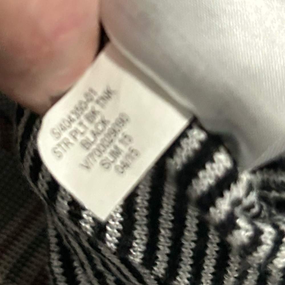 Banana Republic Black and White Striped Tank Top - linen/viscose blend - Large - Picture 9 of 9